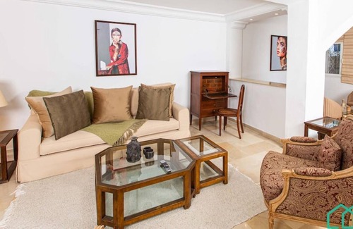 La Marsa House | Cité les pins: Belle maison avec jardin