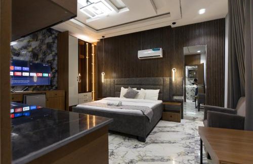Kwara Apartment | Cozy Urban Oasis, Chic Studio