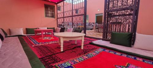 Zemrane Charqia House | DAIFLAH Guesthouse & Hostel