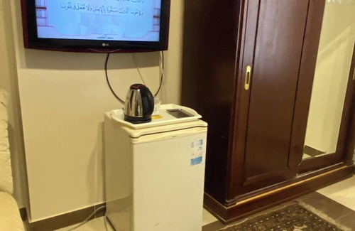 Hada'iq al-Qubbah Apartment | Deluxe double room with private bathroom ,Free WiFi and Safe Box