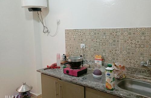 Gueliz Hostel | Ennakhail apart
