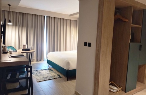 Tunis Hotel | Golden Tulip El Mechtel