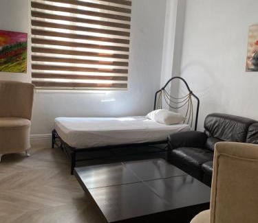 La Fayette Apartment | Lafayette Central Apartment