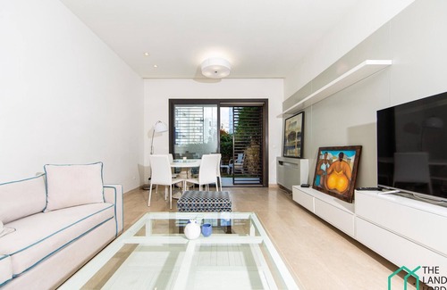 Sidi Daoud Apartment | Luxueux Apt avec Jardin et garage privés @ Marsa