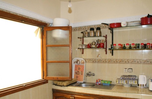 El Hara Villa | Luxury Apartment with air conditioning & just 1 minute walk to Hammam & Shops.