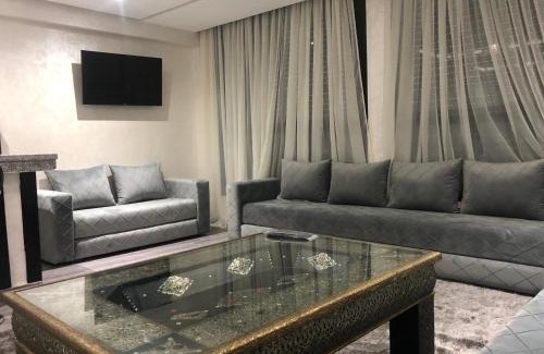 Semlalia Apartment | Modern apartment centre ville