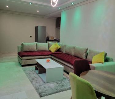 Semlalia Apartment | Modern Apartment with Pools & Free Parking