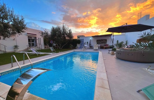Hammam Sousse Villa | Modern villa with swimming pool and jacuzzi, large garden, close to the beach