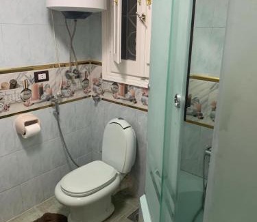Ar-Raml 1 House | Nice luxurious stay in a modern flat with 3ACs, 3 Flat screen TVs, Free Wi-Fi large balcony in the heart of Alexandria
