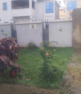 Gwarinpa Estate Apartment | Omeroi Guest House