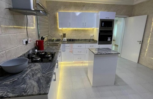 Ikoyi Apartment | PLISTBOOKING HOLAFIELD 3 BEDROOM IKOYI ASTONISHED SHORTLET APARTMENT