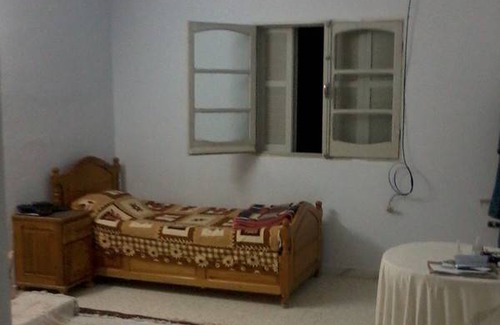 Sakiet Eddaier Resort | Private room ∙ 3 guests