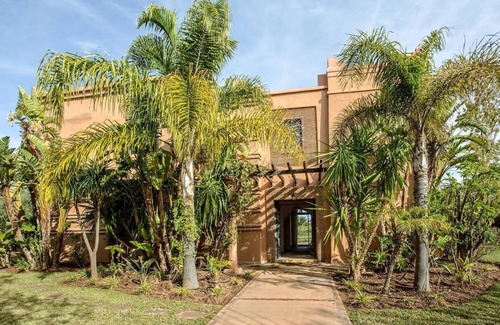 Tameslouht Villa | Samanah Luxury Villa with Private Pool and Golf