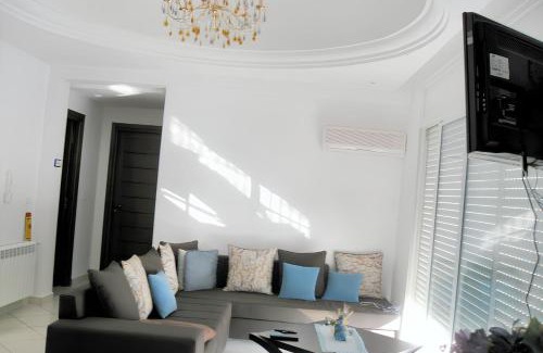 Hammamet Sud Apartment | Sea View Apartment in Hammamet with Shared Pool