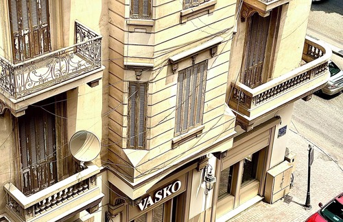 Ad-Darb al-Ahmar Apartment | Spacious central room in garden city cairo for ladies