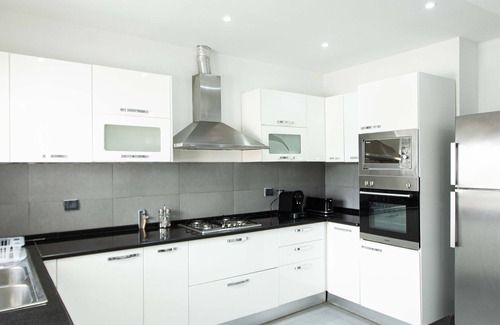 Sidi Dhrif Apartment | The Perfect Flat: Sea side, central, luxurious