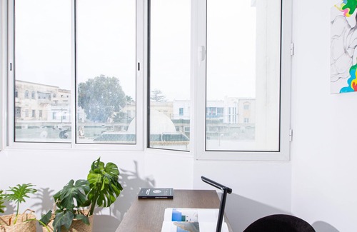 Sidi Dhrif Apartment | The Perfect Flat: Sea side, central, luxurious