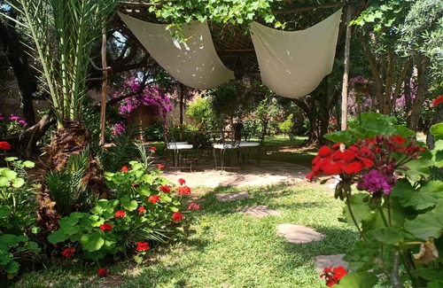 Marrakech Villa | Traditional house of charm any comfort with swimming pool without person opposite.