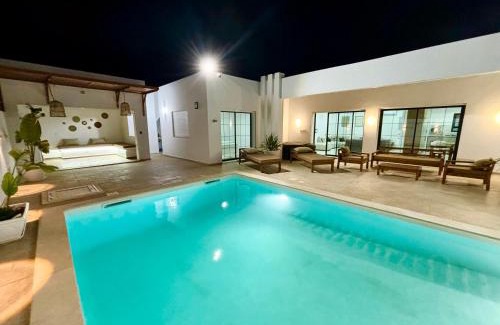 Aghir Villa | Villa Benbienn piscine iptv Billard américain wifi illimité très bon emplacement