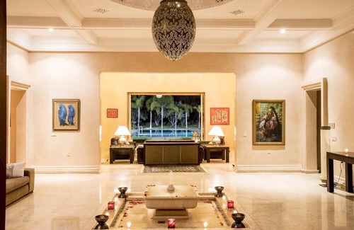 Marrakech Villa | Villa Dar Neylla, 5 bedrooms, 10 guests, private pool, tennis court, jacuzzi