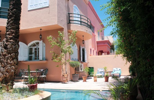 Menara Villa | Villa nadia