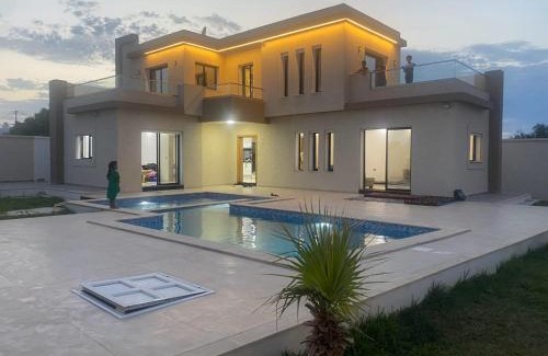 Aghir Villa | Villa tawfik