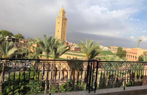 Marrakech Apartment | “yallah”riyad Triplex For 6 Persons Max