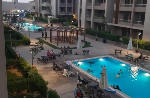Borg el Arab Apartment | شاليه للايجار 3 غرف مكيفات بقرية جراند هيلز الساحل الشمالى بإطلاله مباشره على البول