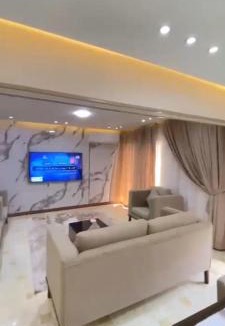 Al Duqqi Apartment | شقة ايجار بجامعة الدول العربية