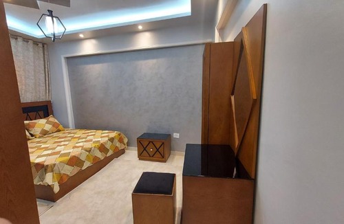 Al-Muntazah Apartment | شقة مصيفيه علي البحر مباشرة بمنطقة ميامي