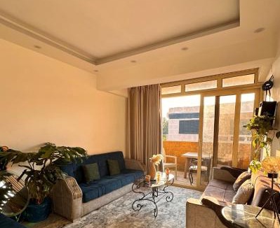 Al-Muntazah Apartment | شقه بصاله سينمائية وغرفتين نوم Cinema hall
