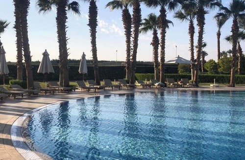 Sahl Hasheeh Apartment | شقه غرفتين وصاله بالحديقه في فراندا سهل حشيش