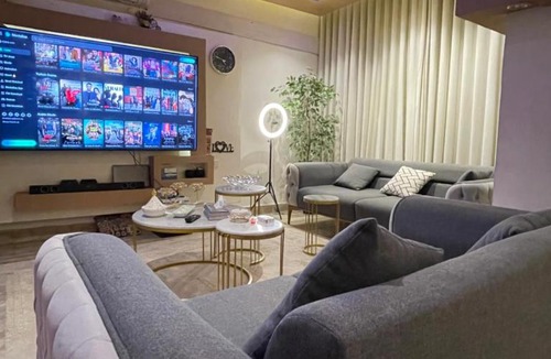 Pyramids Gardens Apartment | شقه فندقيهTv75-PS4حدايق الاهراماتPyramids