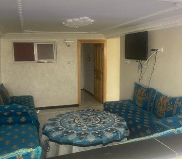 Oulad Khallouf Apartment | منزل العمراني