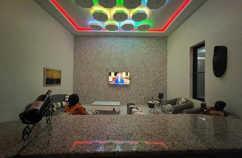 Elu Hotel | 100 m² Hotel ∙ 3 bedrooms ∙ 12 guests