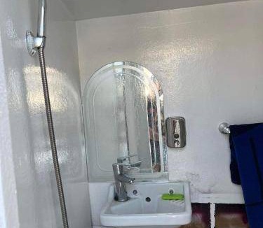 Aswan Boat Rental | 11 m² Houseboat ∙ 2 bedrooms ∙ 13 guests