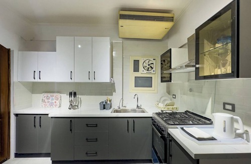 Heliopolis Apartment | 1406. Elegant 2BR Apt | Sun Terrace | Ensuite