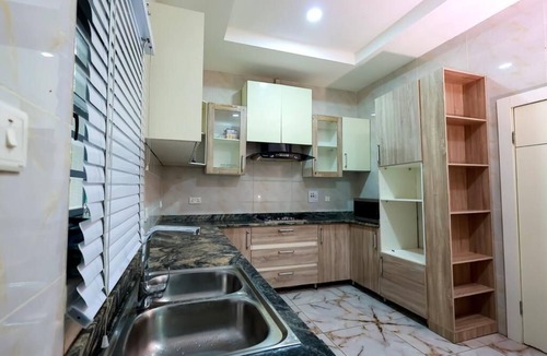 Ofin Apartment | 15 Sule Olusesi Rd