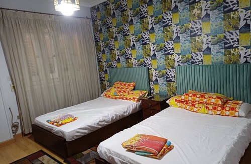 Cairo Apartment | 2-bedroom apartment in lovely Giza with AC for relaxing stays