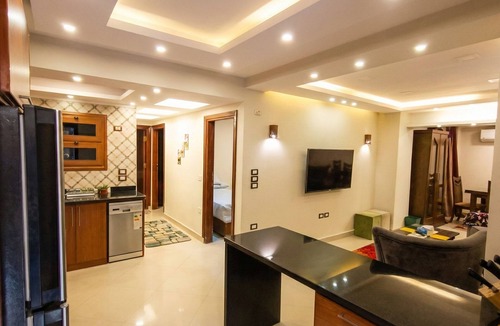Pyramids Gardens Apartment | 2-Bedroom Cozy Apartment Near Pyramids
