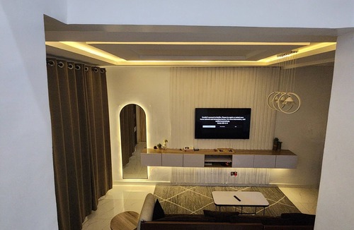 Ofin House | 2 Bedroom Duplex for shortlet at Lekki, with 24hr power and access to Gym & pool