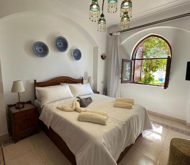 El Gouna Apartment | 2 Bedroom Ground Floor New Nubia - 2 minutes walk to marina Abu Tig
