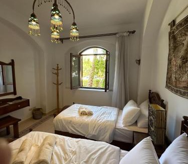 El Gouna Apartment | 2 Bedroom Ground Floor New Nubia - 2 minutes walk to marina Abu Tig
