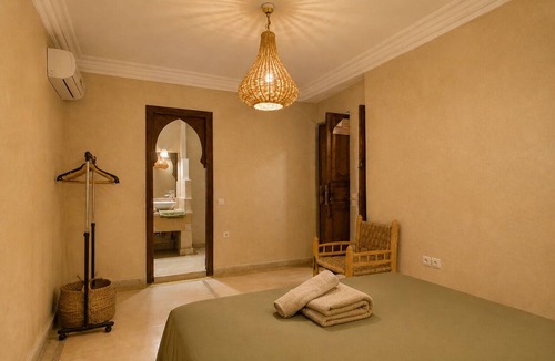 Sidi Bou Amar House | 2-bedroom riad in enchanting Marrakech with cool AC breeze