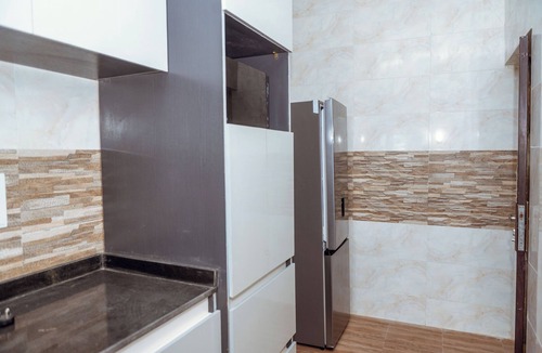 Benin City Apartment | 2025-Built Lavish 3BR Gated Flat in GRA Benin City—24/7 Solar Power & Security!