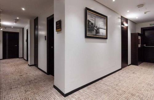 Algiers Hotel | 23 m² Hotel ∙ 4 guests