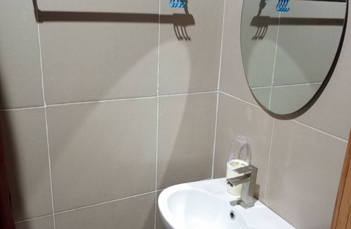 Ofin Apartment | 247 uninterrupted power/FREE WiFi/Affordable room
