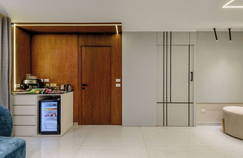 Al Duqqi Apartment | 3 bedroom apartment
