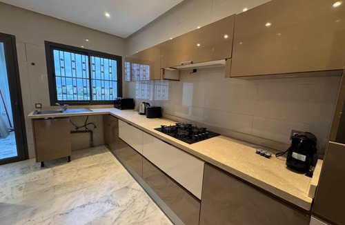 Ville Nouvelle Apartment | 3-bedroom apartment in lovely Fès with air conditioning
