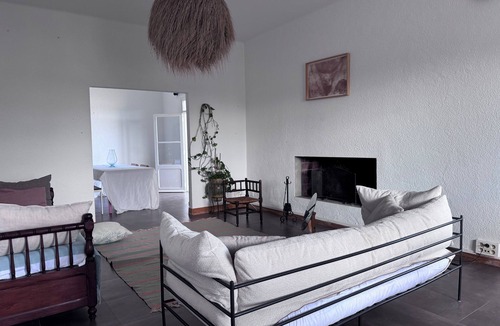 Carthage Apartment | 3-bedroom apartment in phenomenal Carthage with WiFi, AC